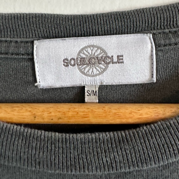 SoulCycle Cycling Gray Cropped Crew Long Sleeve Tee Size Small/Medium EUC - Picture 4 of 4
